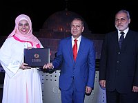 B Certificates (32)